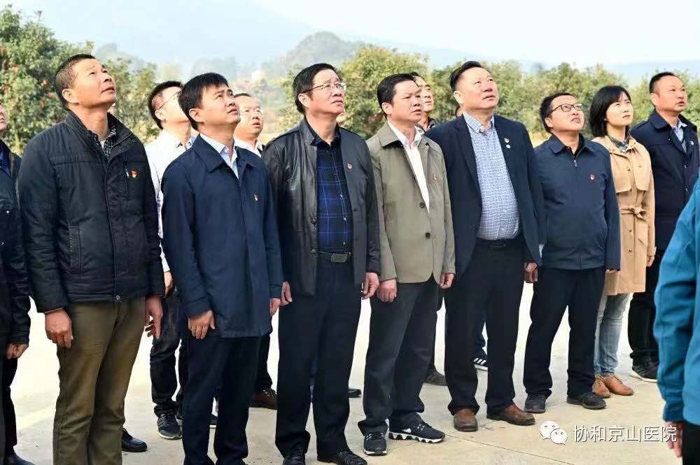 3b08b66226da2505f235551f6df7933.jpg 3b08b66226da2505f235551f6df7933.jpg